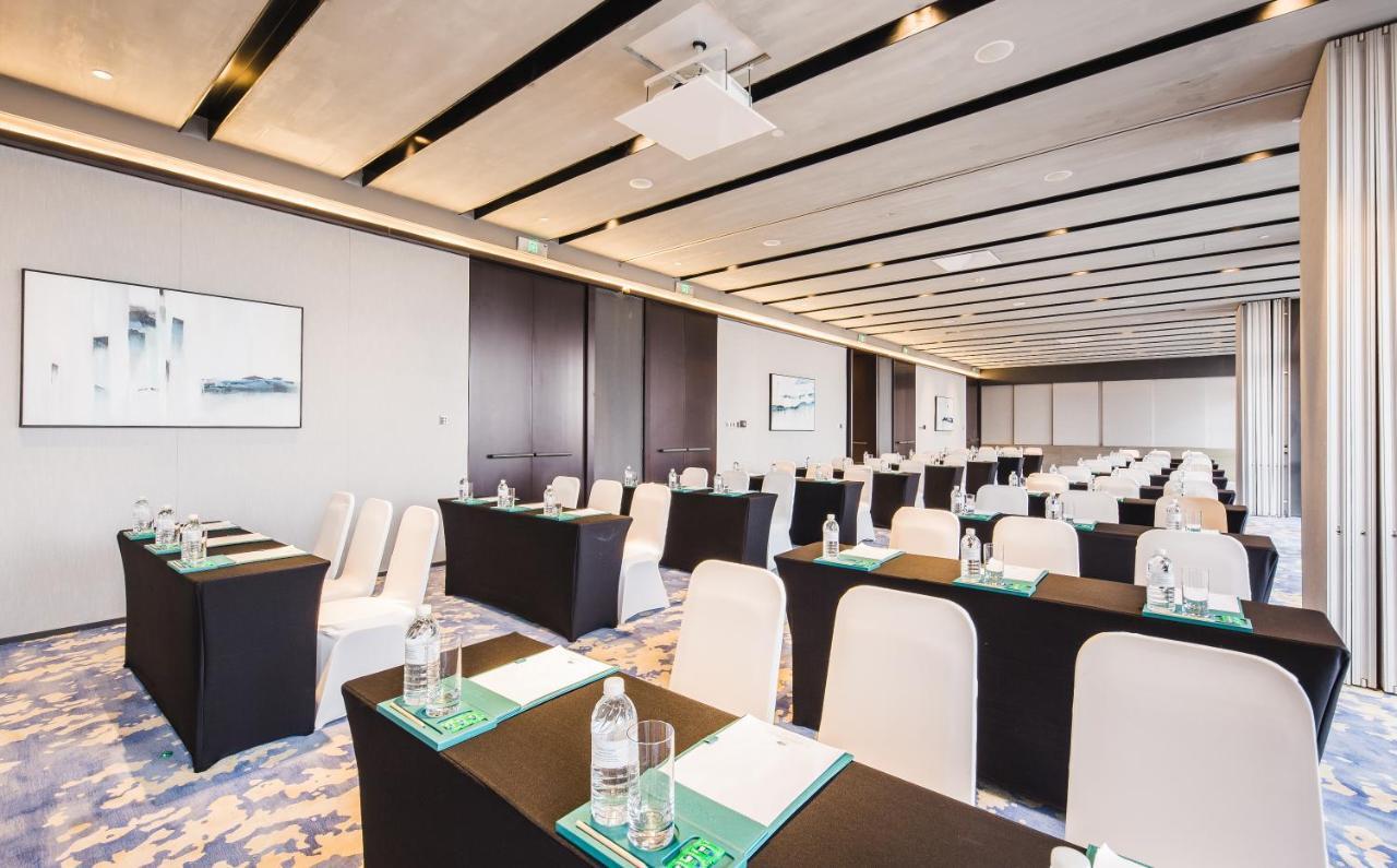 Club Med Joyview Golden Coast Hotel Qinhuangdao Exterior photo